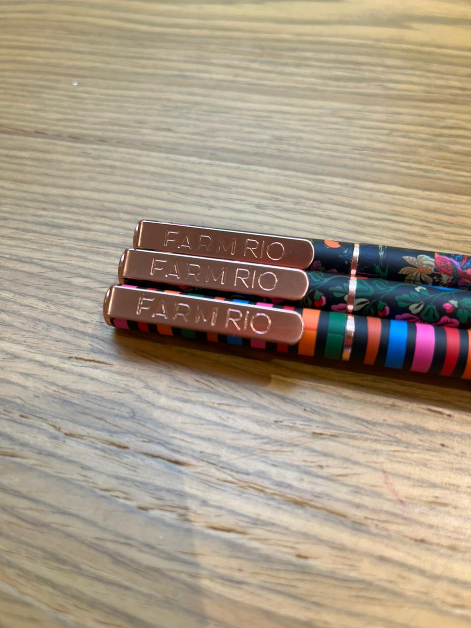 Trio Canetas Farm Anota Ai Voo Descoladinha