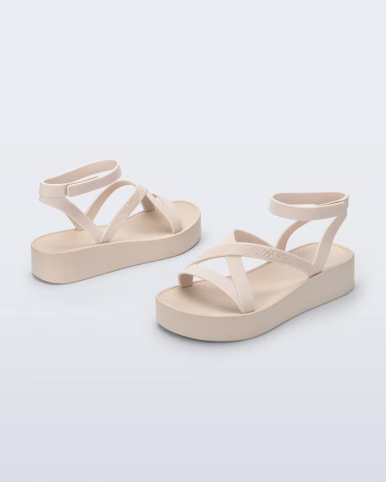 Melissa Sun Barra Platform