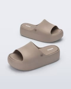 Melissa Free Platform Slide