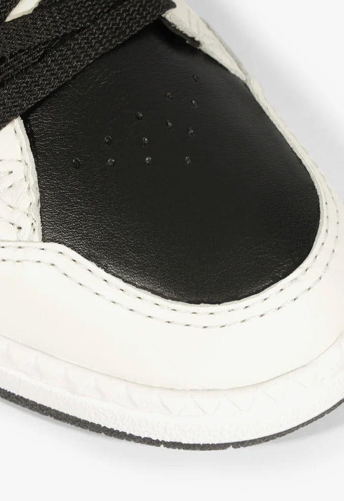 Tênis Couro Schutz ST-001