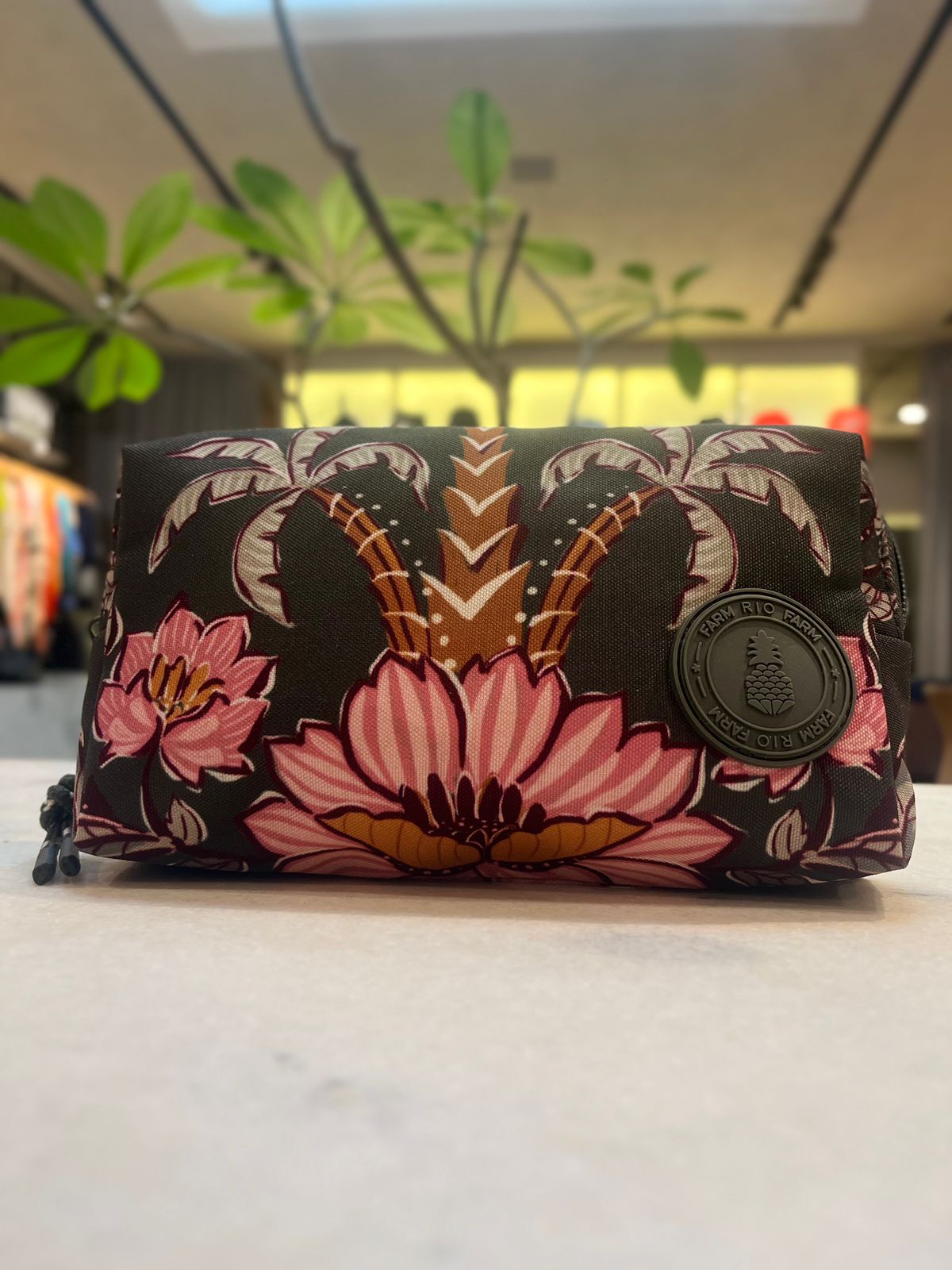 Maxi Necessarie Ora Bolas Ravenala Me Leva