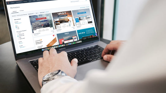 Compras de moda online pela internet
