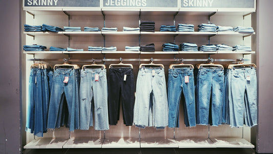 Look feminino com peça jeans