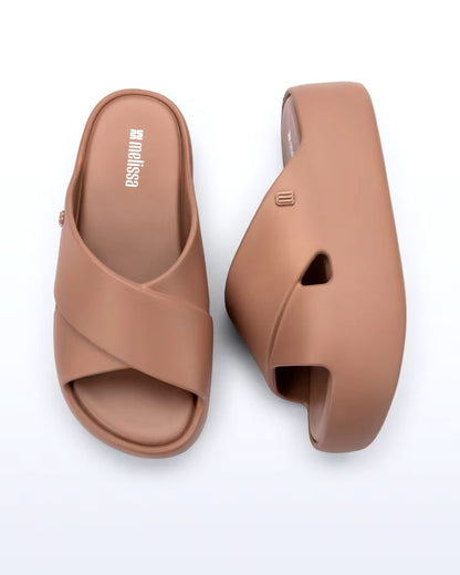 Melissa Free Cross