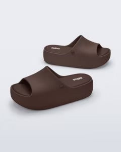 Melissa Free Platform Slide