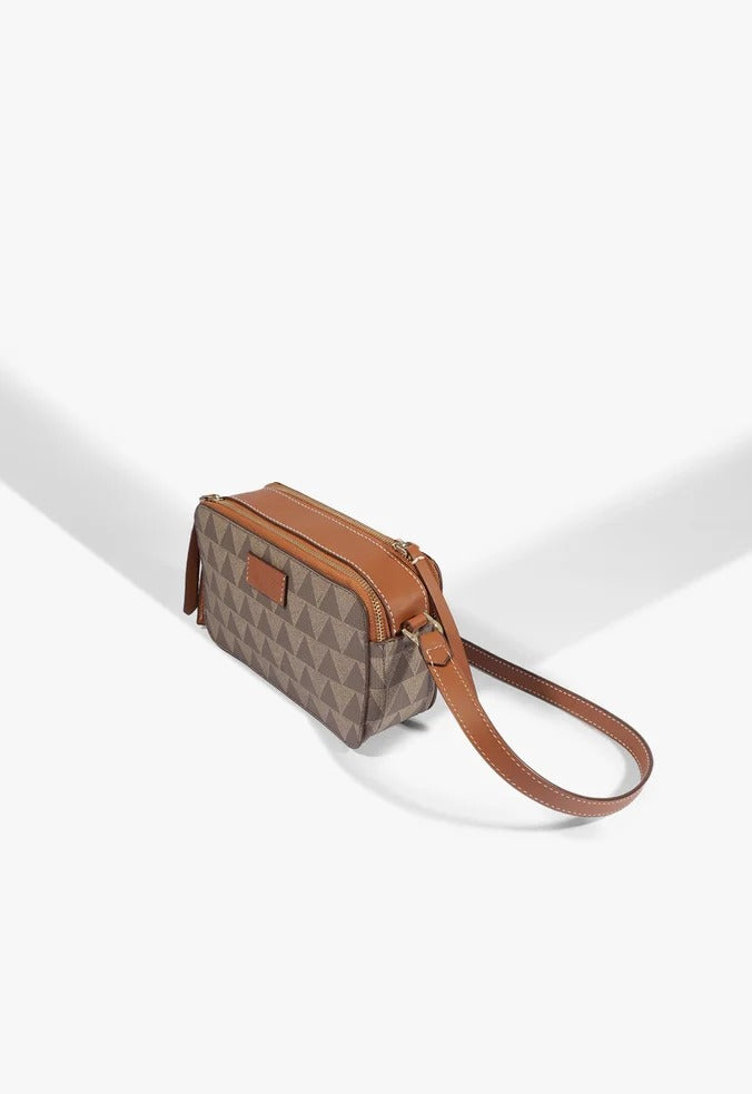 Bolsa Schutz Tiracolo Pequena Triangle