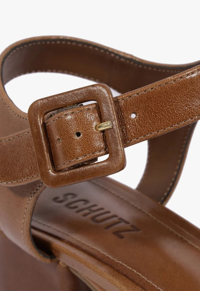 Sandália Schutz Salto Bloco Steffi Couro Marrom